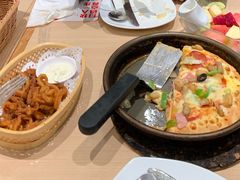 -必胜客(漕宝路店)