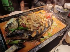 -夯鱼烤鱼·尔滨地标美食(中央商场店)