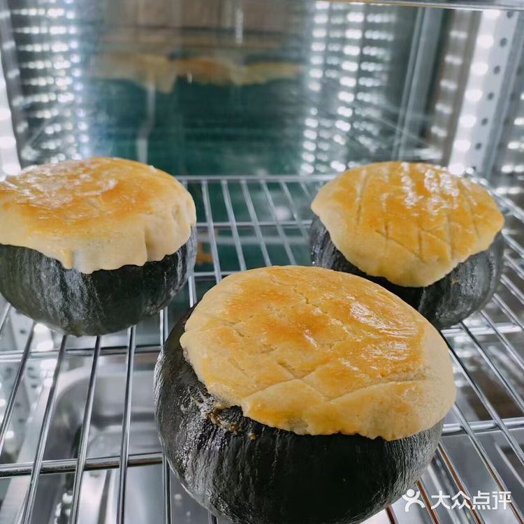 这里👋这里👋万宁首家甜品上线❗