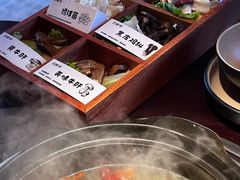 -芸鲜季·云南野生菌餐厅· 云南风物味研社(闵行店)