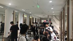 点击看大图 大厅-3AM HAIR SALON烫发染发接发