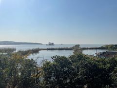 -亮河湾山庄