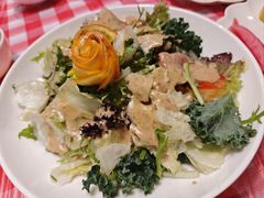 春之韵蔬菜海鲜沙拉-鱼满舱·鲜活海鲜·正宗鲁菜