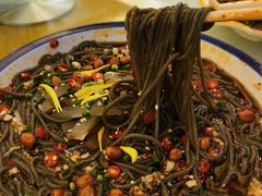 风味凉拌蕨根粉-椿记烧鹅(叠彩店)