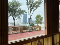 -蟹家大院 · 独揽江景(滨江店)
