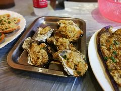 -覃记海鲜美食餐厅