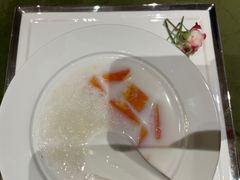 -燕庭·纯燕窝·甜品下午茶(南京西路店)