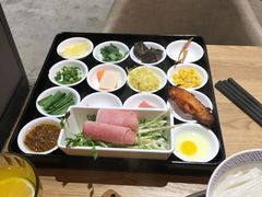 -妈妈故事米线(市府恒隆店)