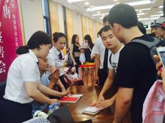 新华书店(泉城路店)-新华书店(泉城路店)