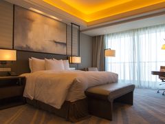 客房内景-舟山希尔顿酒店