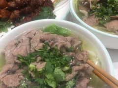 -犇逸·乐山跷脚牛肉·四川现炒(览海店)