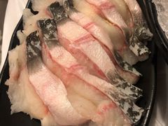 -鲜入围煮花胶鸡海鲜火锅