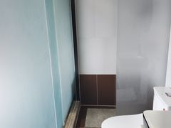 -IU酒店(兰州西关十字地铁站店)