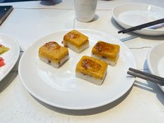 -阿瓦山寨·湘菜现炒·剁椒鱼头王(咸阳总店)