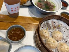 -馋三尺蟹粉小笼(人民广场店)