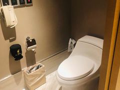 -上海中航虹桥机场泊悦酒店
