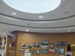 -雅悦齿科(顾村公园店)