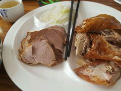 -渔记熏肉大饼