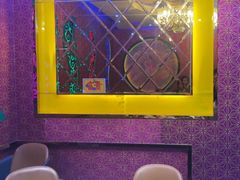 -路边边.炒菜烧烤.音乐餐厅(良乡长虹店)