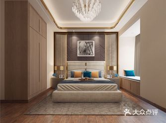 灰色的家具和沙发，让客厅看上去格外简洁开阔