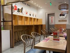 大堂-北往西·西安油泼面(万德庄店)