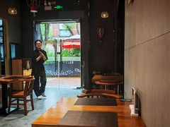 -耶里夏丽·丝路国际·新疆餐厅(浦东区东方路店)