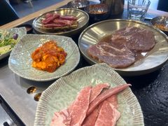 -臻牛烤肉