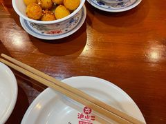 冒鸭血-炉小二铜锅牛蛙•川湘菜(三里屯店)