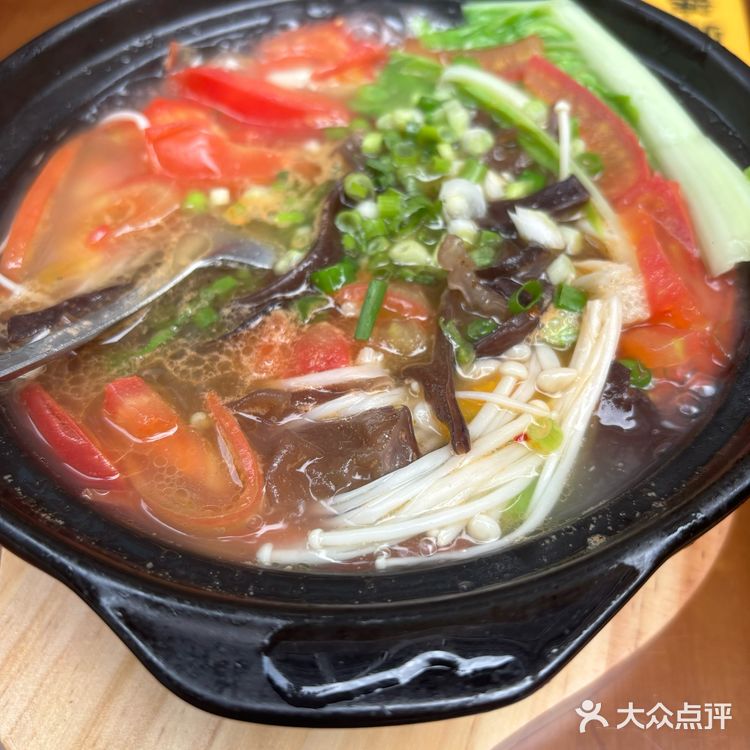 热气腾腾的夏天需要热气腾腾的水煮肉片