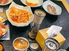 -臻牛烤肉
