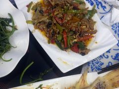 -范饭椰林川湘味海鲜·椰子鸡(三亚湾椰梦长廊店)