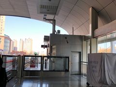 -梨园(地铁站)