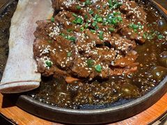 -蜜桃餐厅·伴山(湖滨商业街店)