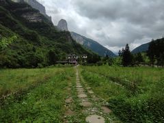 -鹿院坪生态旅游景区