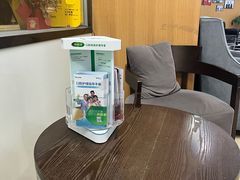-雅悦齿科(顾村公园店)