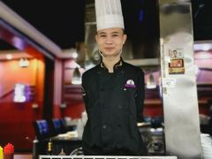 -利昂法式铁板主题餐厅(新奥购物中心店)