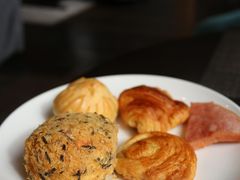 -杭州逸酒店(西湖武林店)