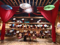 -老滇山寨•云南特色菜•地方菜•民族风情歌舞表演(金碧店)