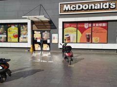 -麦当劳(滨河路DT店)