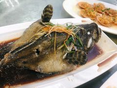 -四川小胡子海鲜(丁村万人海鲜广场店)