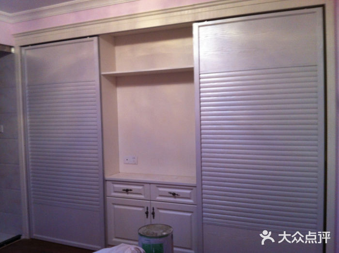 美琚家居体验馆(宁德店)推拉门欧式衣柜图片