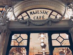 -Majestic Café
