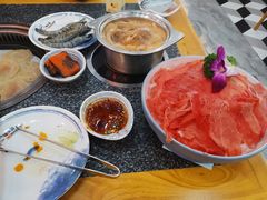 -锤头鲨毛肚海鲜烤肉自助餐厅(国购广场店)