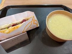 -驴世家驴肉火烧·凉皮·胡辣汤(五道口店)
