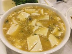 蟹粉豆腐-梅龙镇酒家(南京西路总店)