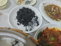 -天乐农家鱼头王(天目湖店)