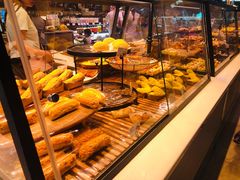 -巴黎贝甜(大宁国际商业广场店)