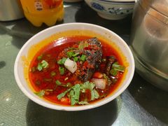 老湖南臭豆腐-老湖南民间菜·牛肉十八炒(花都店)
