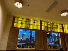-蟹家大院 · 独揽江景(滨江店)