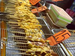 -席娜卡琳火车铁道夜市